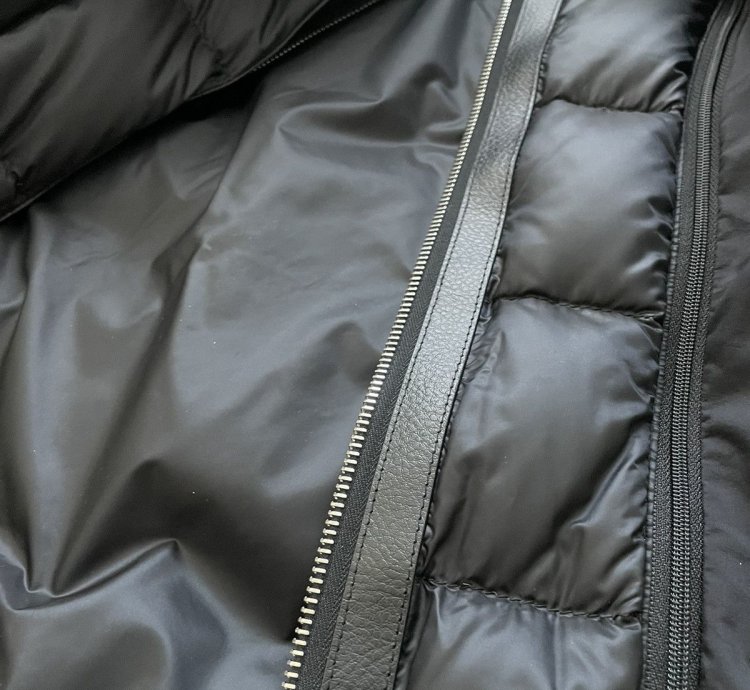 ( 2360) Moncler Melimoyu Puffer Jacket