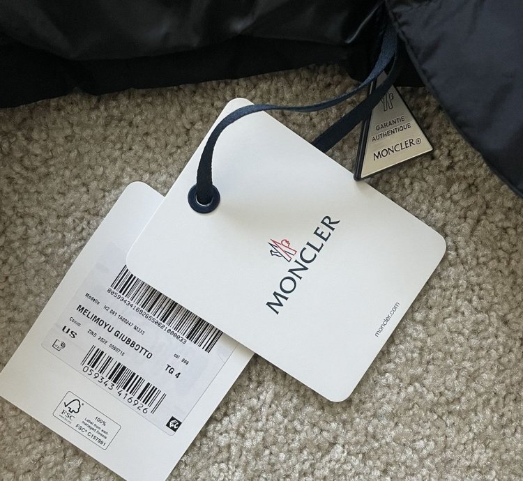 ( 2360) Moncler Melimoyu Puffer Jacket