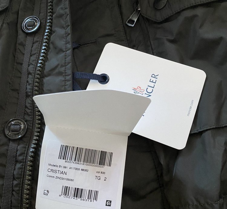 1100 BNWT Moncler Cristian field jacket