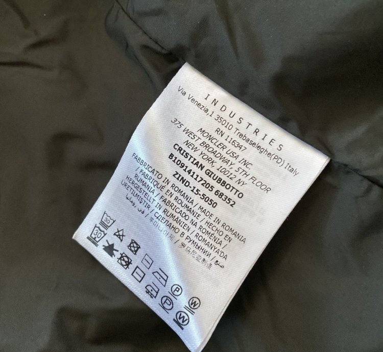 1100 BNWT Moncler Cristian field jacket