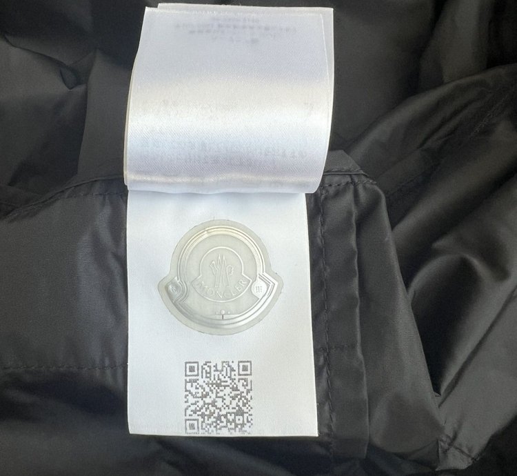 600 Moncler See Nylon Logo Overshirt Moncler Nylon Jacket