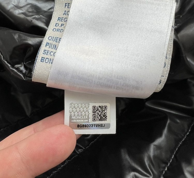 950 Moncler Daniel Down Jacket Lightweight Puffer Jacket