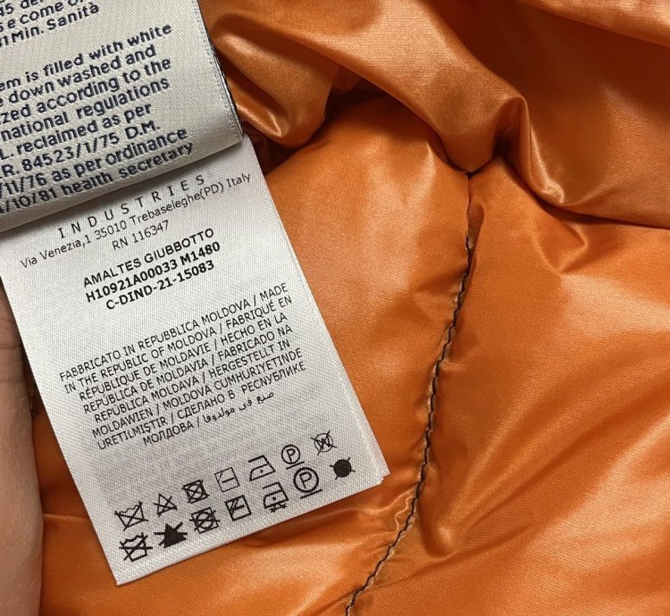 Brand New Moncler Amaltes Jacket - Size 5