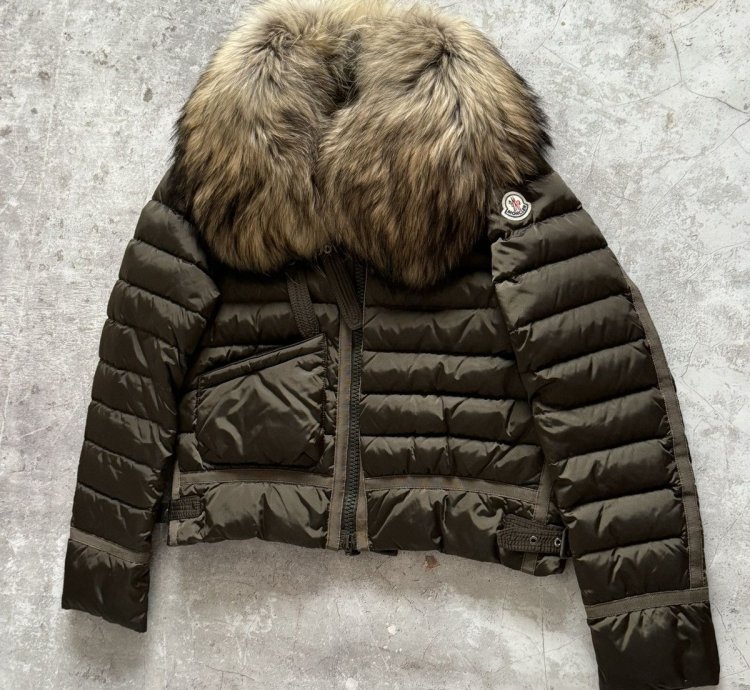 Brand new Moncler Samiyo puffer jacket