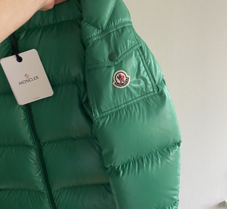 Green Moncler Ecrins Jacket BNWT Sz 2