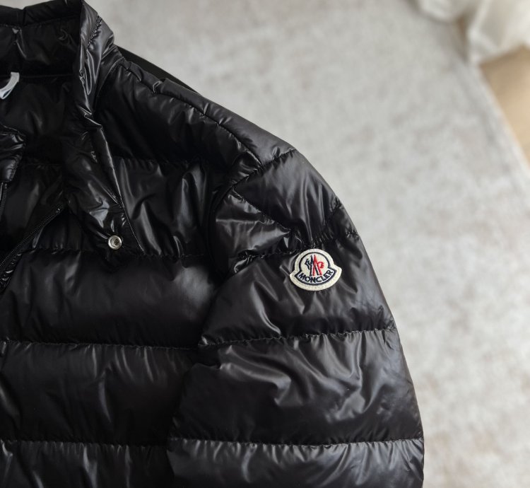 Moncler Acorus black jacket