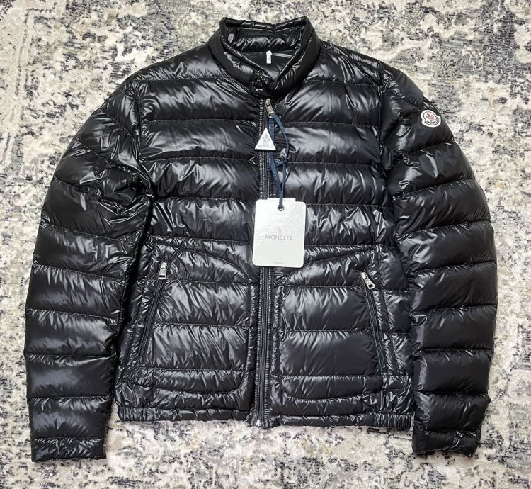 Moncler Acorus Down Jacket