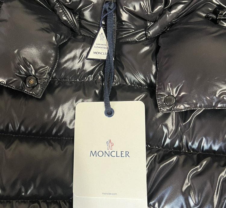 Moncler Bady Short Down Jacket Size 3