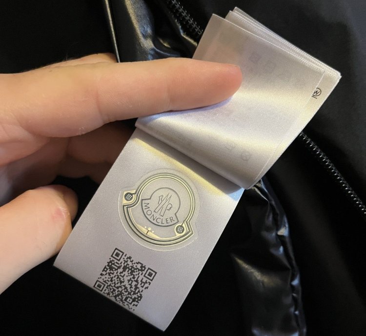 Moncler Beid Hooded Jacket