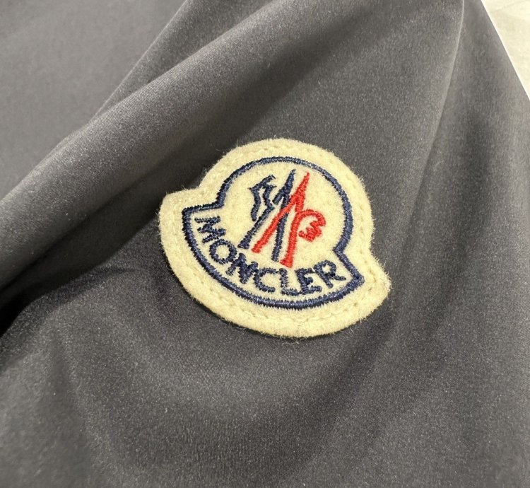 Moncler Beid Windbreaker Jacket