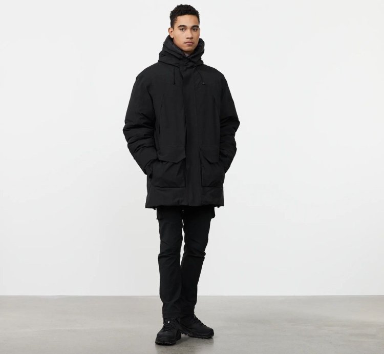 66 North Men Black Drangajokull GORE-TEX Parka