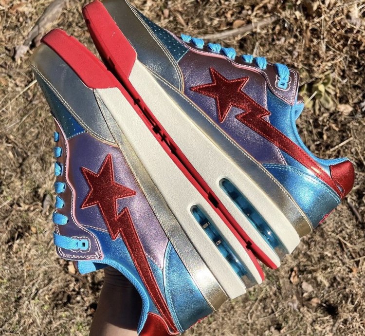 2021 Bathing Ape Metallic Red Blue Roadsta