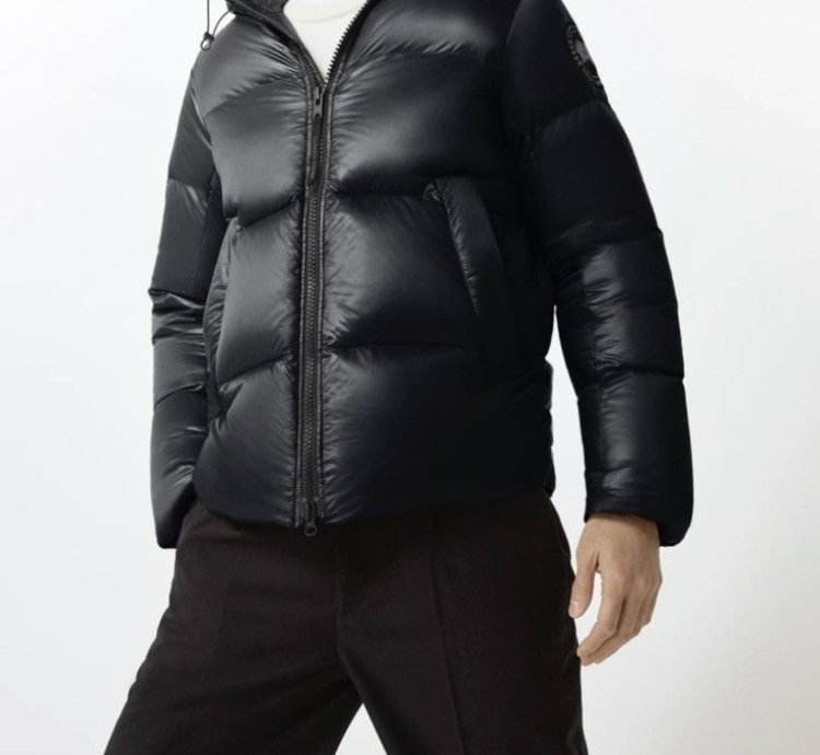 BRAND NEW Canada Goose Crofton Puffer Black Label Disc