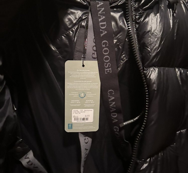 BRAND NEW Canada Goose Crofton Puffer Black Label Disc