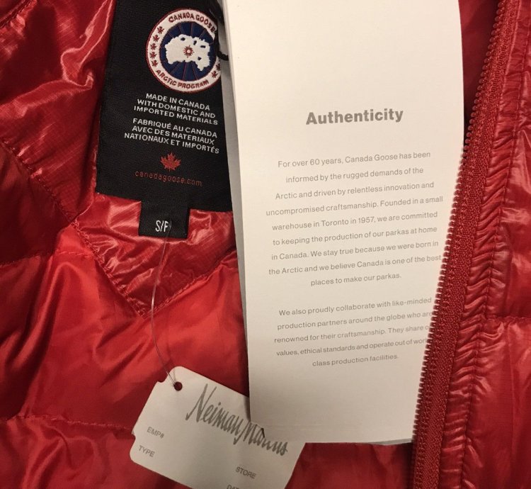 BRAND NEW Canada Goose Puffer Vest