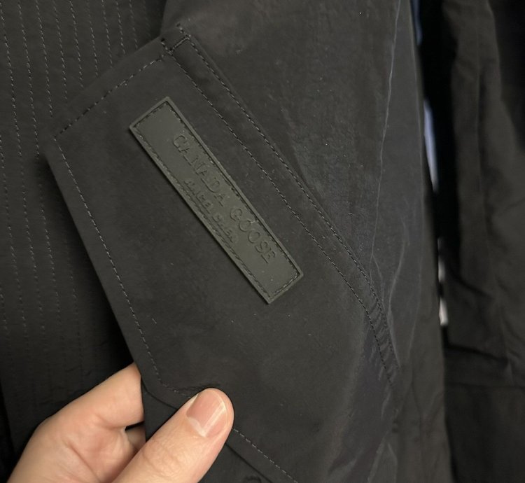BRAND NEW WITH TAG RAINCOAT CANADA GOOSE COLLAB ANGEL CHEN