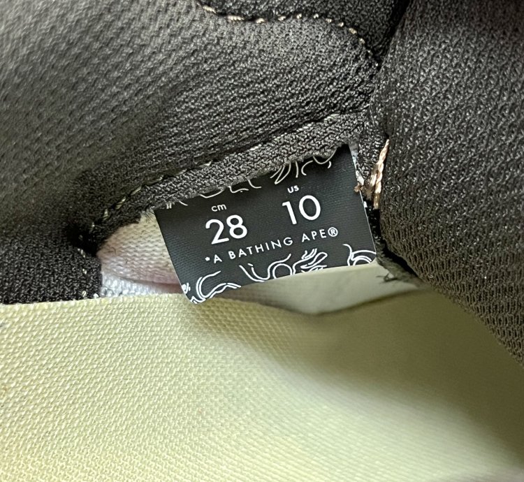 2022 Bape Roadsta Year of the Tiger Camo Off White Black