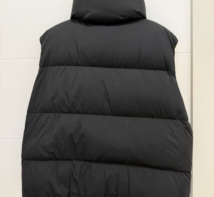 CANADA GOOSE ANGEL CHEN Bayan puffer vest sz New