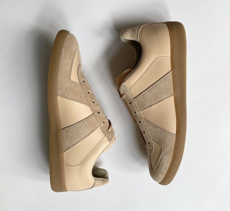 22 Vachetta Leather GAT Sneakers