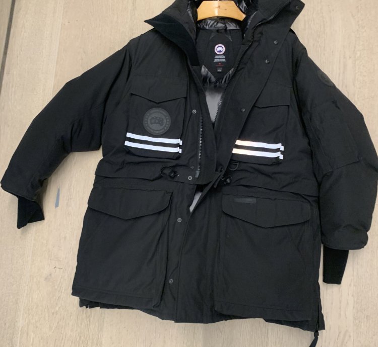 Canada Goose Angel Chen Snow Mantra heavy puffer jacket