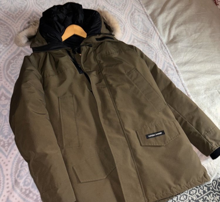 Canada Goose Arctic Program Jacket Size Military Green