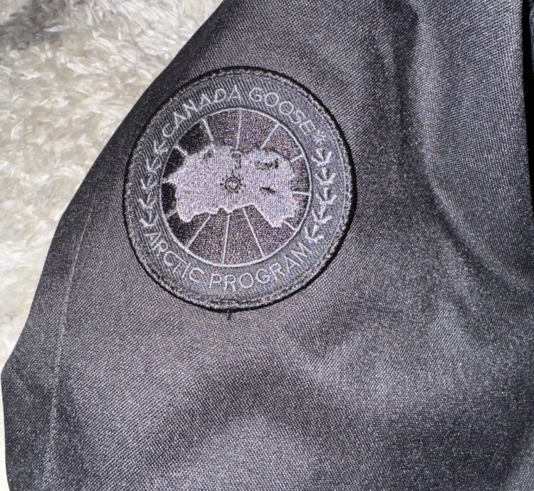 Canada Goose Black Down Barrett Coat