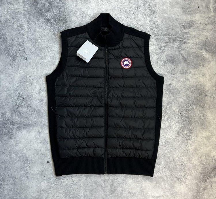 Canada goose black hybridge knit gilet