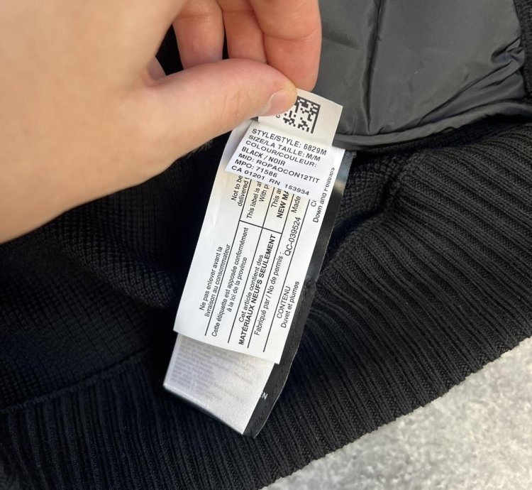Canada goose black hybridge knit gilet