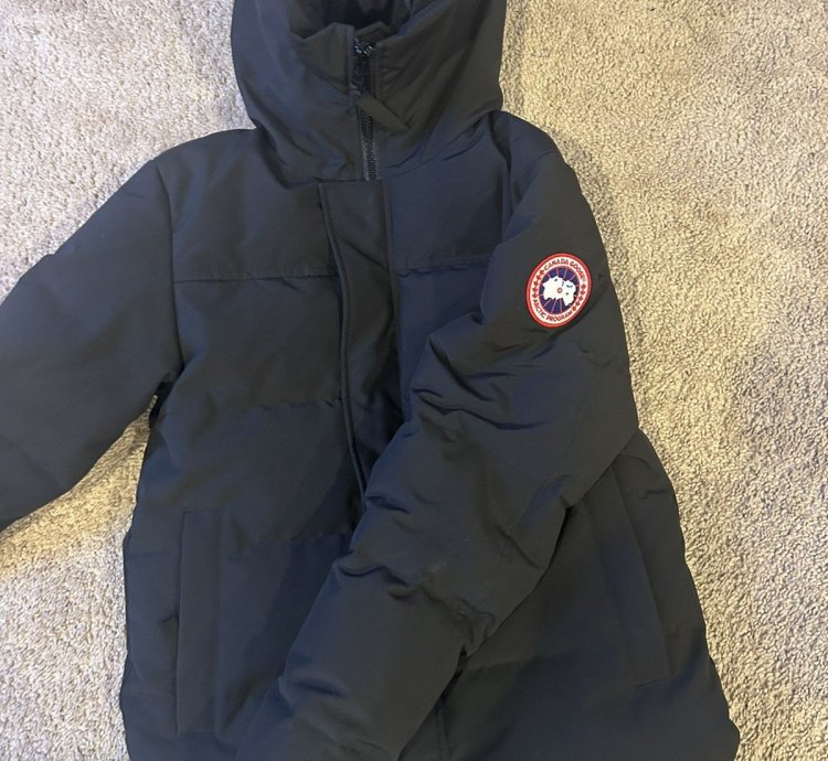 CANADA GOOSE Black MacMillan Down Jacket