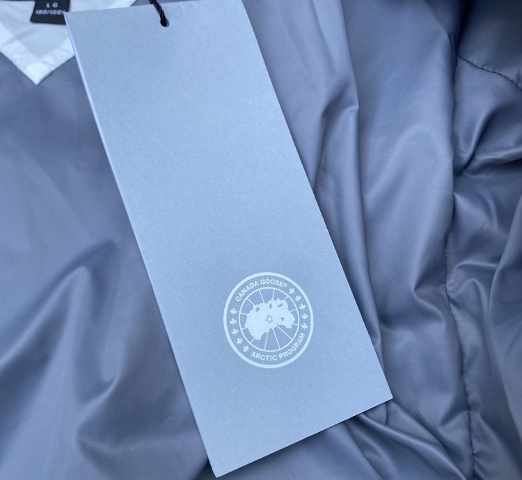 Canada Goose Cabri Hoody Light Down Jacket