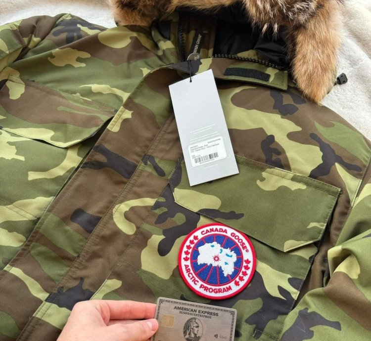 Canada Goose Camo Expedition Parka