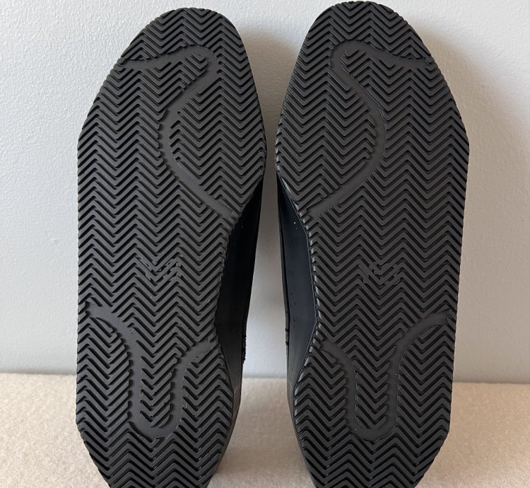 Adidas -3 Kyasu Overboot in Black Leather