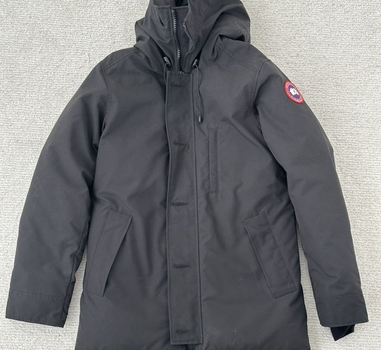 Canada Goose Chateau Down Parka black