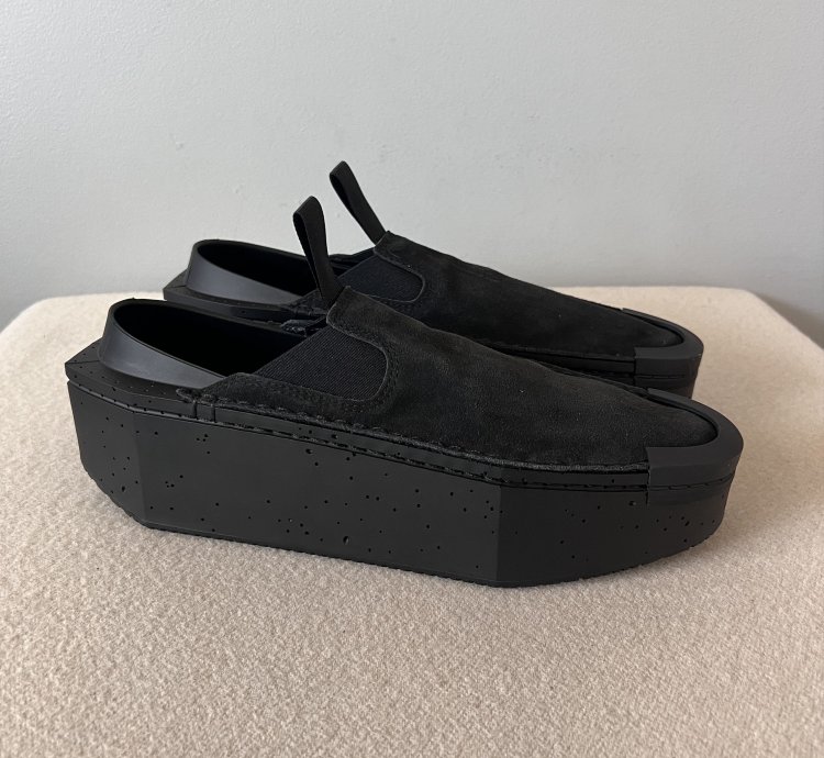 Adidas -3 Kyasu Overboot in Black Leather