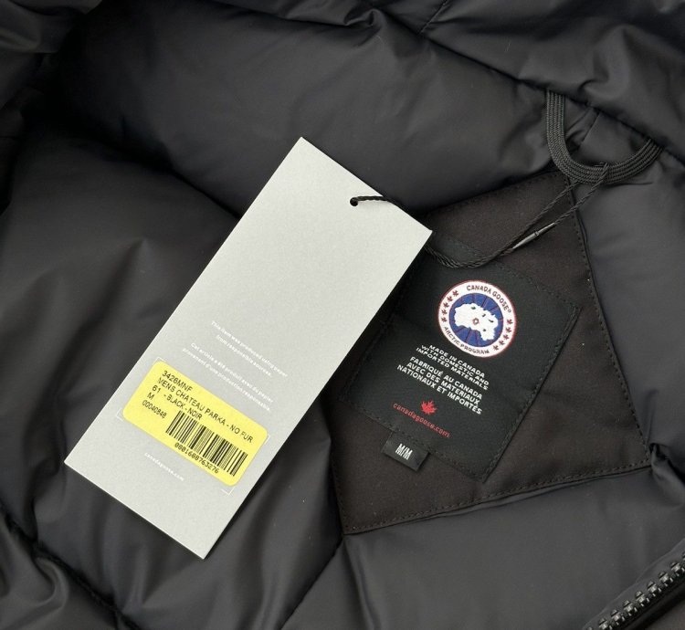 Canada Goose Chateau Down Parka black
