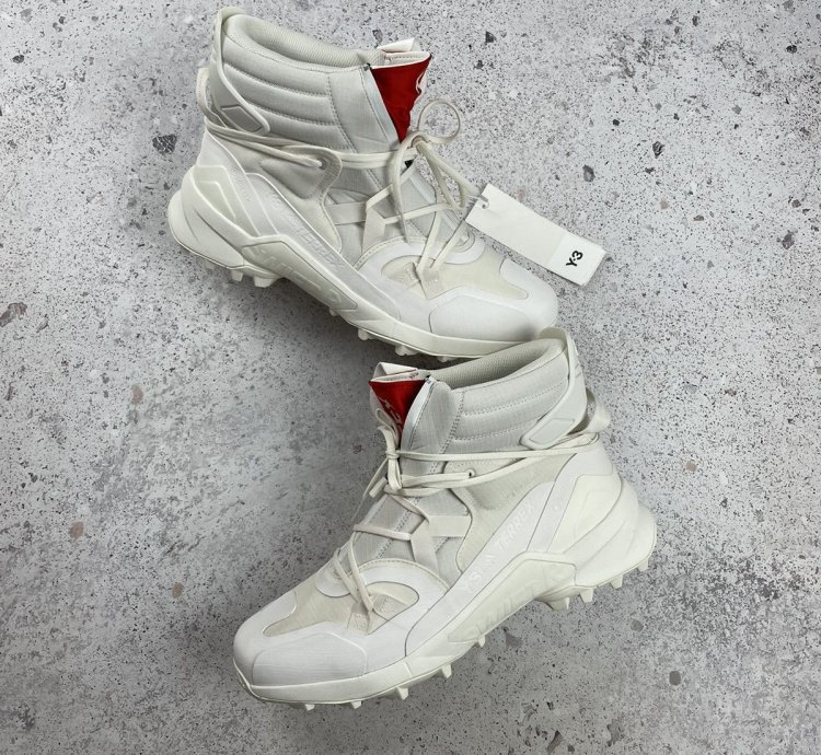 Adidas -3 Yohji Yamamoto Terrex Swift R3 Gore-Tex Size 11