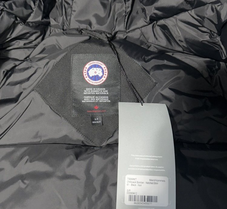 Canada Goose Chilliwack Bomber - Notched Brim - - Black