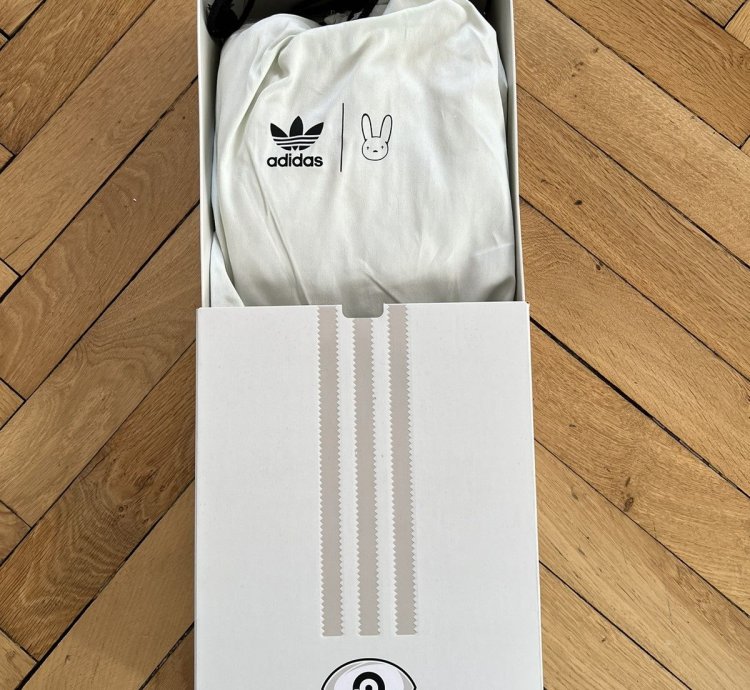 Adidas Bad Bunny RESPONSE CL