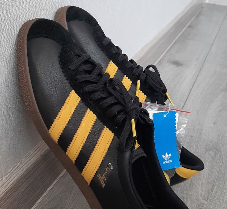 Adidas Cardiff 1 500