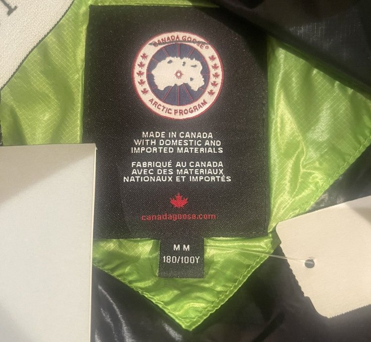 Canada Goose Crofton Hooded Puffer Jacket Size