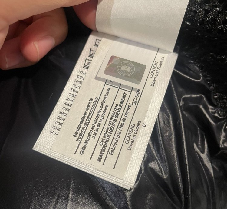 Canada Goose Crofton Hooded Puffer Jacket Size