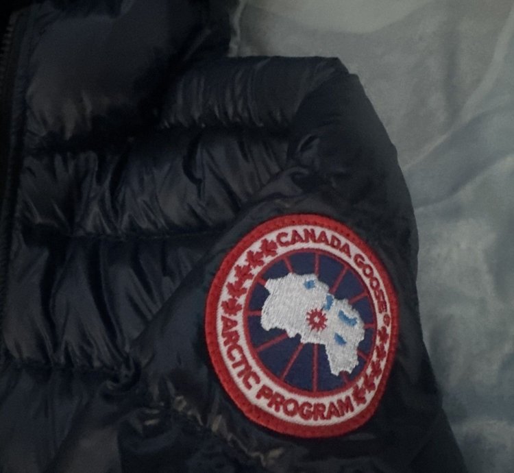 Canada Goose Crofton Hoody- Artic Navy - Large