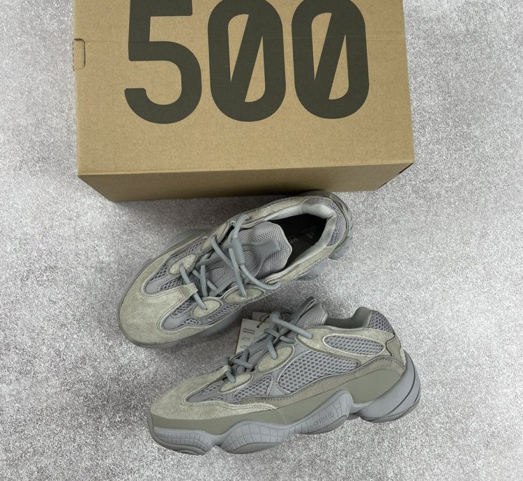 Adidas Kanye West Yeezy 500 Stone Salt Size 11