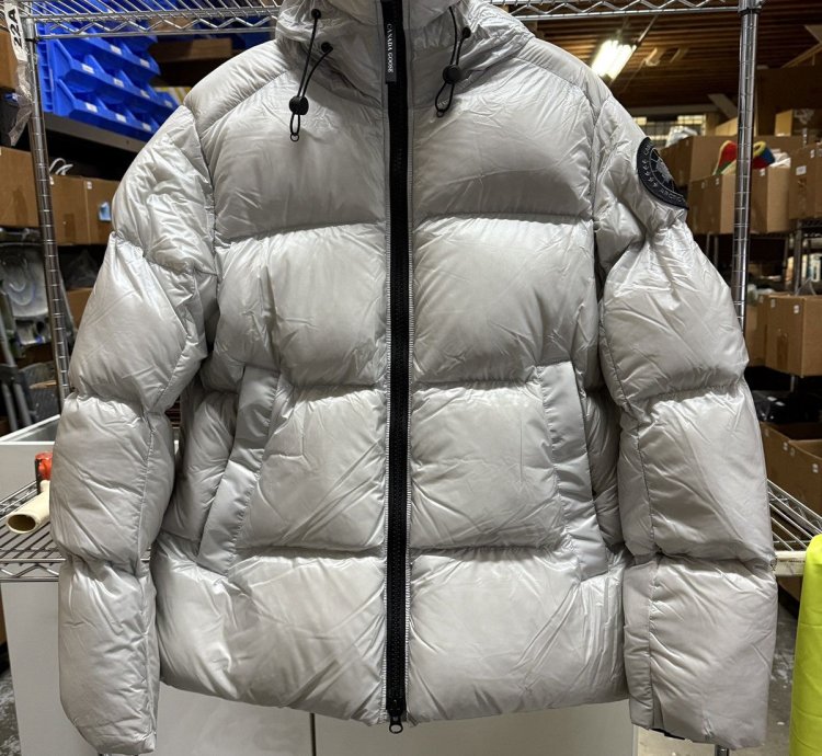 CANADA GOOSE CROFTON PUFFER JACKET sz New SILVER BIRCH