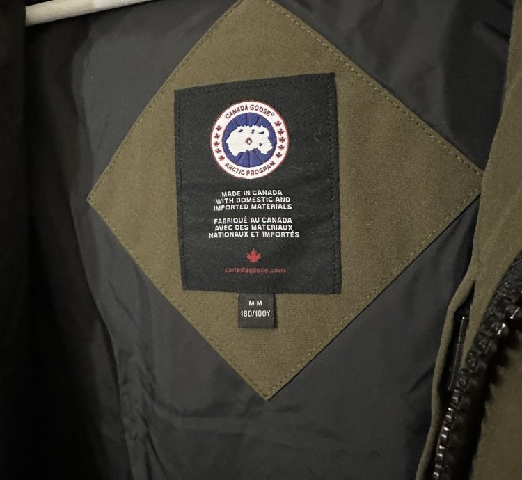 Canada Goose Emory Parka (Coyote Fur) Olive size