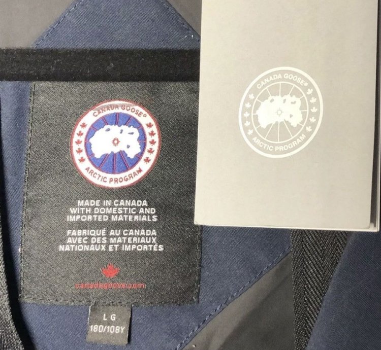 CANADA GOOSE Erickson Coyote Fur-Trim Jacket