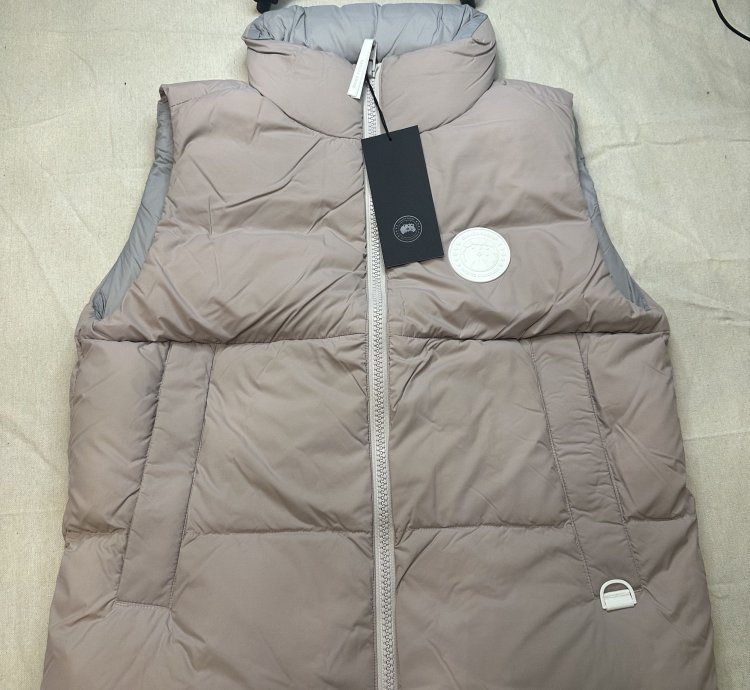 Canada Goose Everett Vest White Label Rose Large Brand New