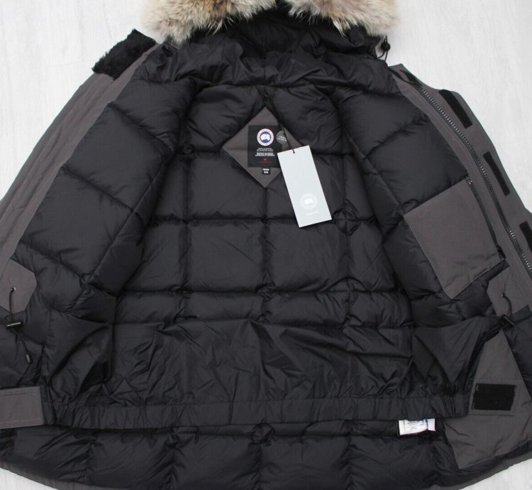 Canada Goose Expedition Parka