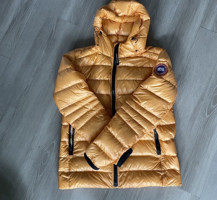 CANADA GOOSE Hooded Puffer Jacket