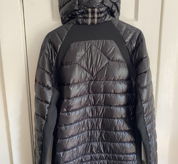 Canada Goose Hybridge Lite Hooded Jacket Medium in Black